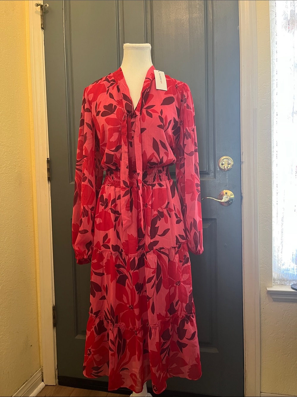 Liz Claiborne Vibrant Pink floral dress